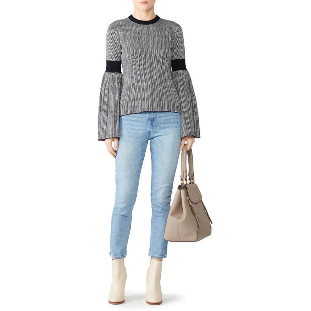 Slate & Willow PleatedBell Sleeve Sweater Navy White Herringbone - Size L